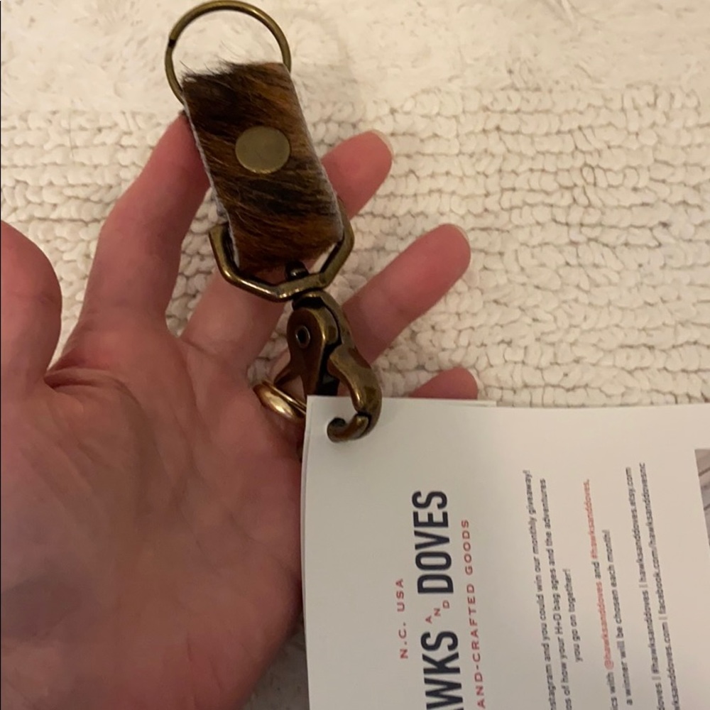 Artisan cowhide key chain❤️ - Picture 3 of 4